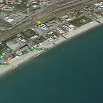 House Of Fly With Sea View, Front The *