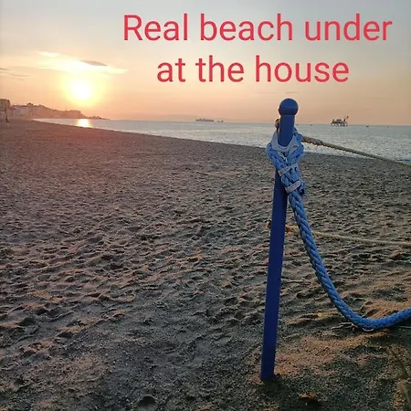 Apartment House Of Fly With Sea View, Front The *